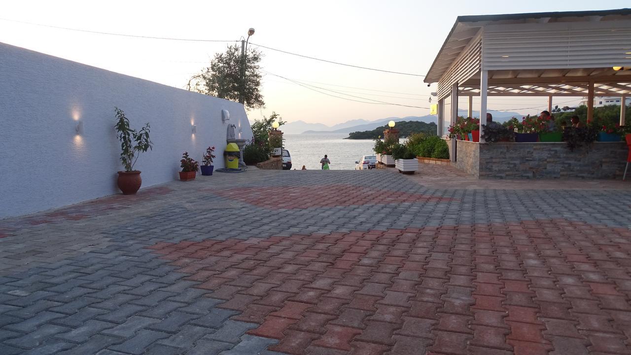 Hotel De Luna Ксаміл Екстер'єр фото